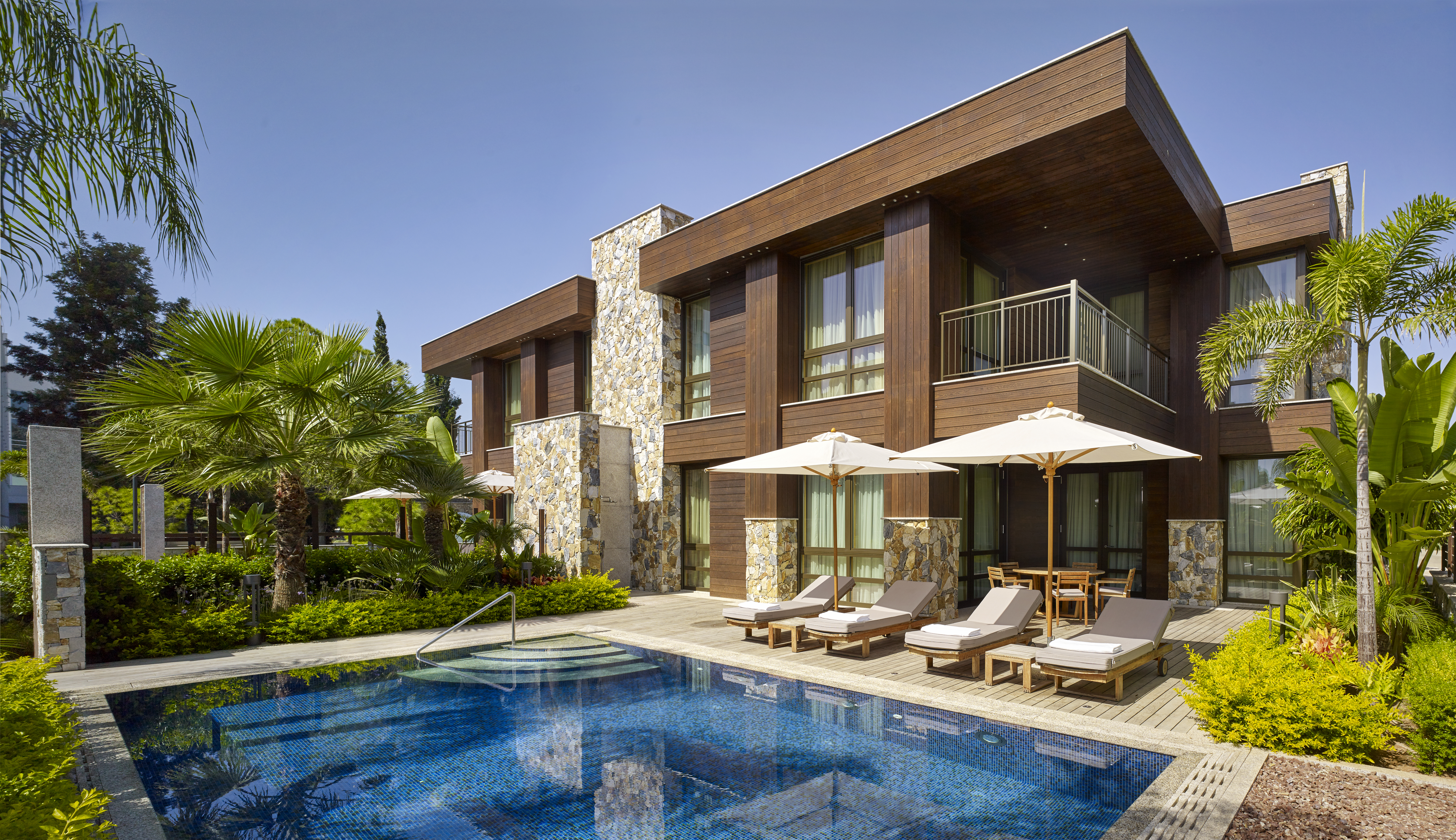 Book your wedding day in Parklane, a Luxury Collection Resort & Spa